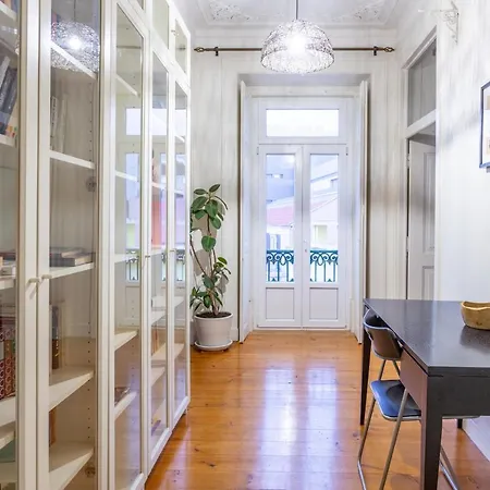Bright 2 Bedroom Apt 100M From Av. Liberdade Lisbon Exterior photo